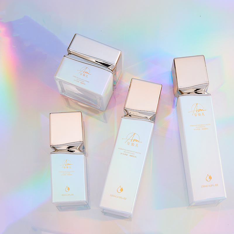 Quadratisches Cremetiegel aus Glas mit schillerndem Effekt für Gesichtscreme und Augencreme Quadratisches Cremetiegel aus Glas mit schillerndem Effekt für Gesichtscreme und Augencreme