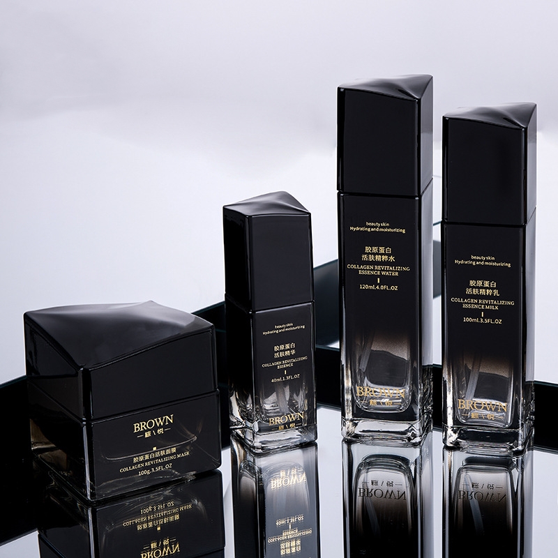 Einzigartiges quadratisches Cremetiegel aus Glas mit erhöhtem Deckeldesign für Kosmetikverpackungen Einzigartiges quadratisches Cremetiegel aus Glas mit erhöhtem Deckeldesign für Kosmetikverpackungen