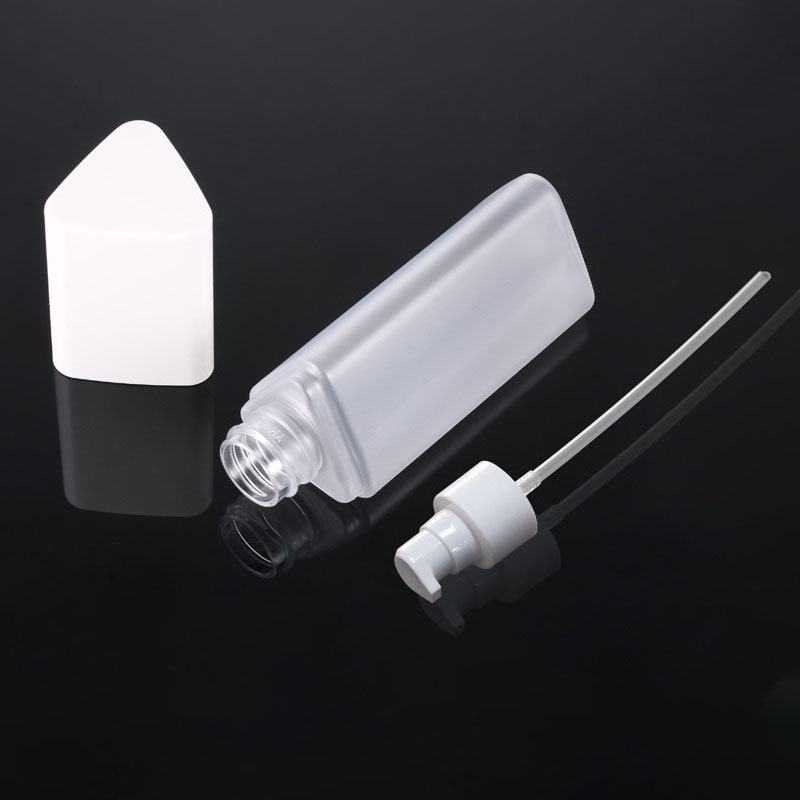 Vertrauenswürdiger Dreieck-Shampoo-Duschgel-Behälter aus Kunststoff, 30 ml, 50 ml, 80 ml, Haarspülung, Lotion, Pumpflasche für Gesichtsreiniger Vertrauenswürdiger Dreieck-Shampoo-Duschgel-Behälter aus Kunststoff, 30 ml, 50 ml, 80 ml, Haarspülung, Lotion, Pumpflasche für Gesichtsreiniger