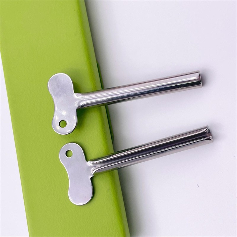 Ringförmige Schlüsselform Silber Edelstahl Metall Zahnpastaspender Gesichtscreme Tubenquetscher Ringförmige Schlüsselform Silber Edelstahl Metall Zahnpastaspender Gesichtscreme Tubenquetscher