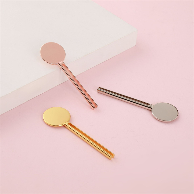 Kosmetische Turn Key Form Tube Wringer Roll Zahnpasta Tube Squeezer Schlüssel Mit Stand Dispenser Metall Tube Squeezer Kosmetische Turn Key Form Tube Wringer Roll Zahnpasta Tube Squeezer Schlüssel Mit Stand Dispenser Metall Tube Squeezer