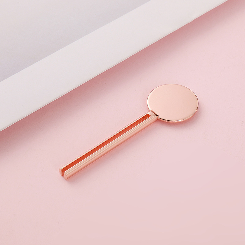 Kosmetische Turn Key Form Tube Wringer Roll Zahnpasta Tube Squeezer Schlüssel Mit Stand Dispenser Metall Tube Squeezer Kosmetische Turn Key Form Tube Wringer Roll Zahnpasta Tube Squeezer Schlüssel Mit Stand Dispenser Metall Tube Squeezer